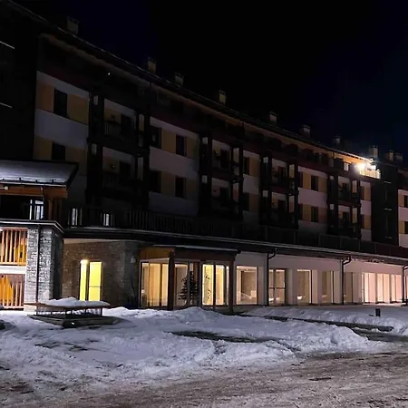 Mountain Apartment With A Pool, Wi-If And Gym * 샴폴루크